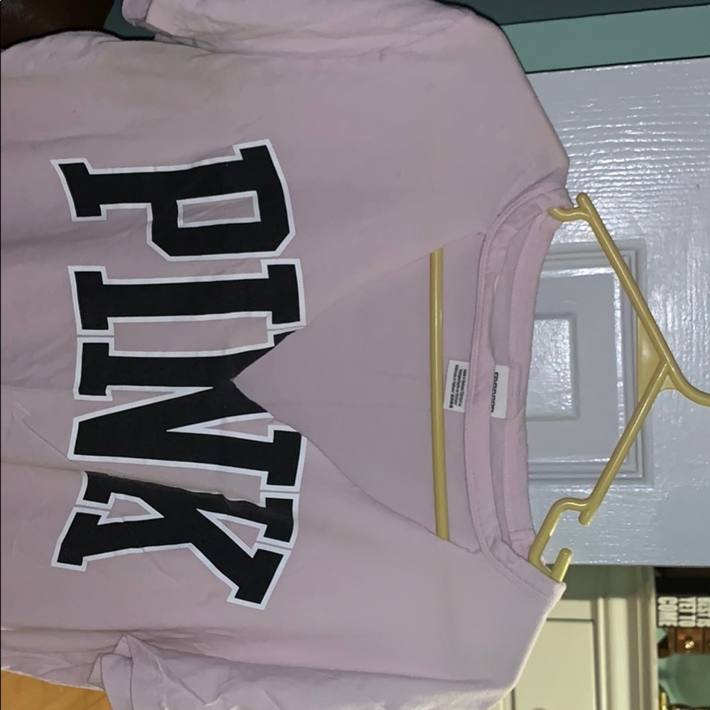 Pink t-shirt v neck cut out